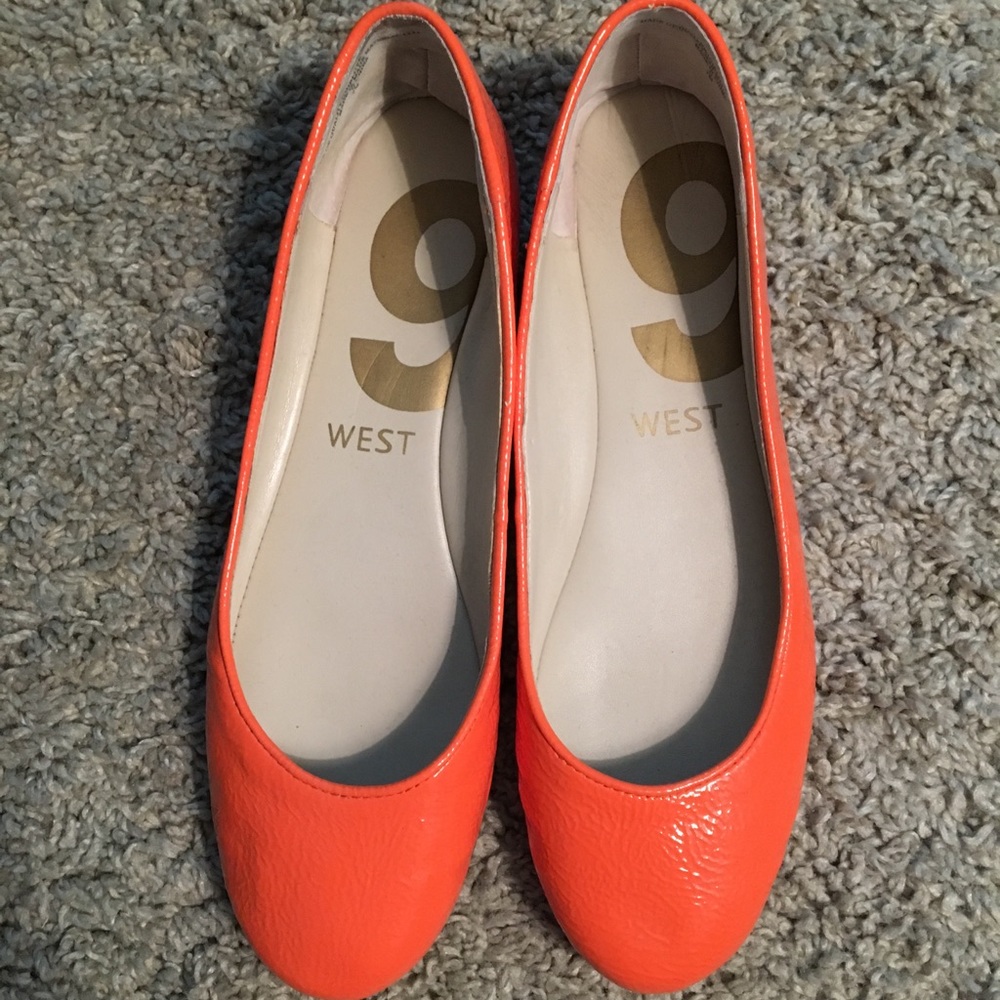 Orange Nine West flats